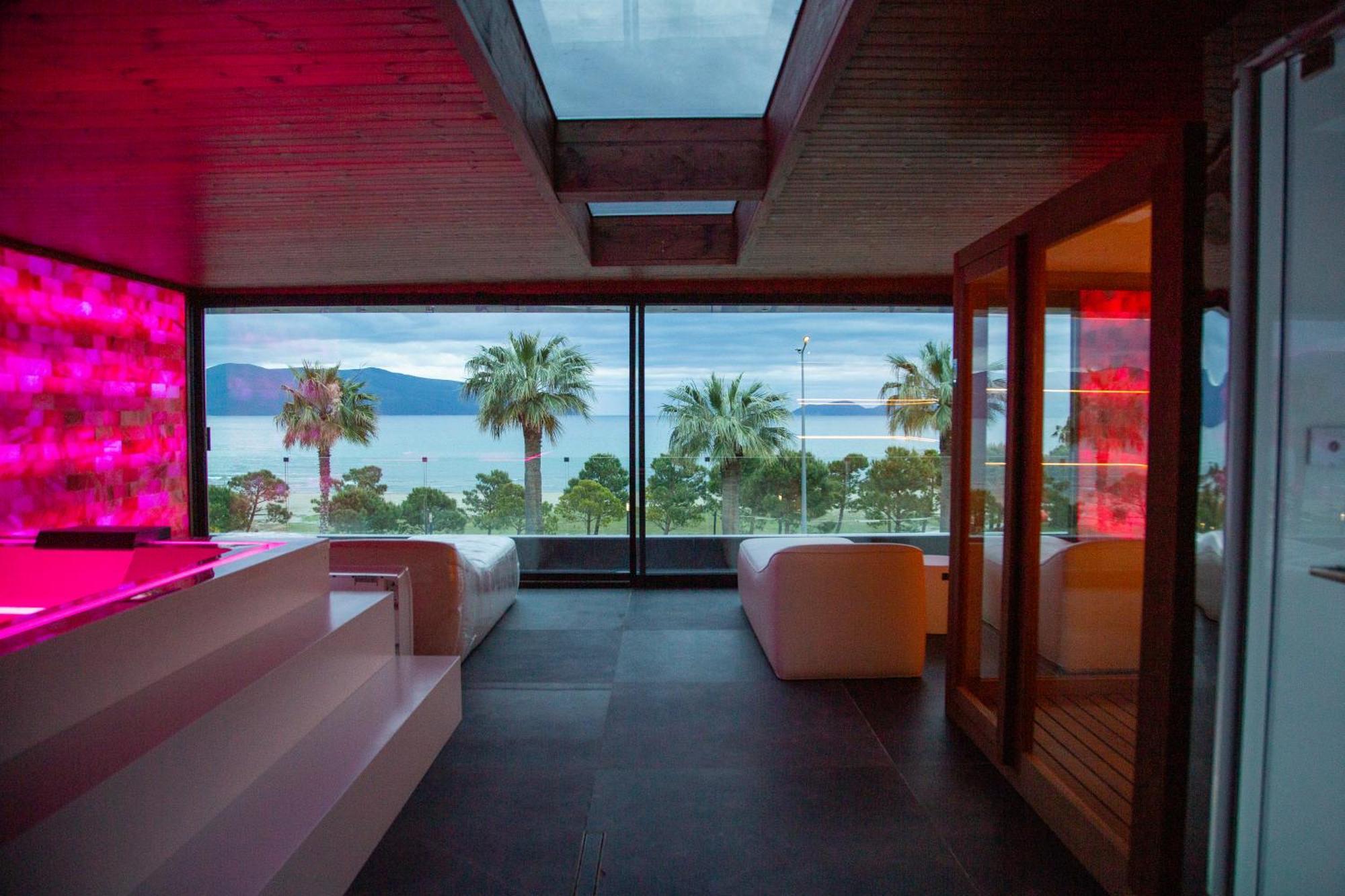 Abi'S Hotel & Spa Vlorë Екстериор снимка