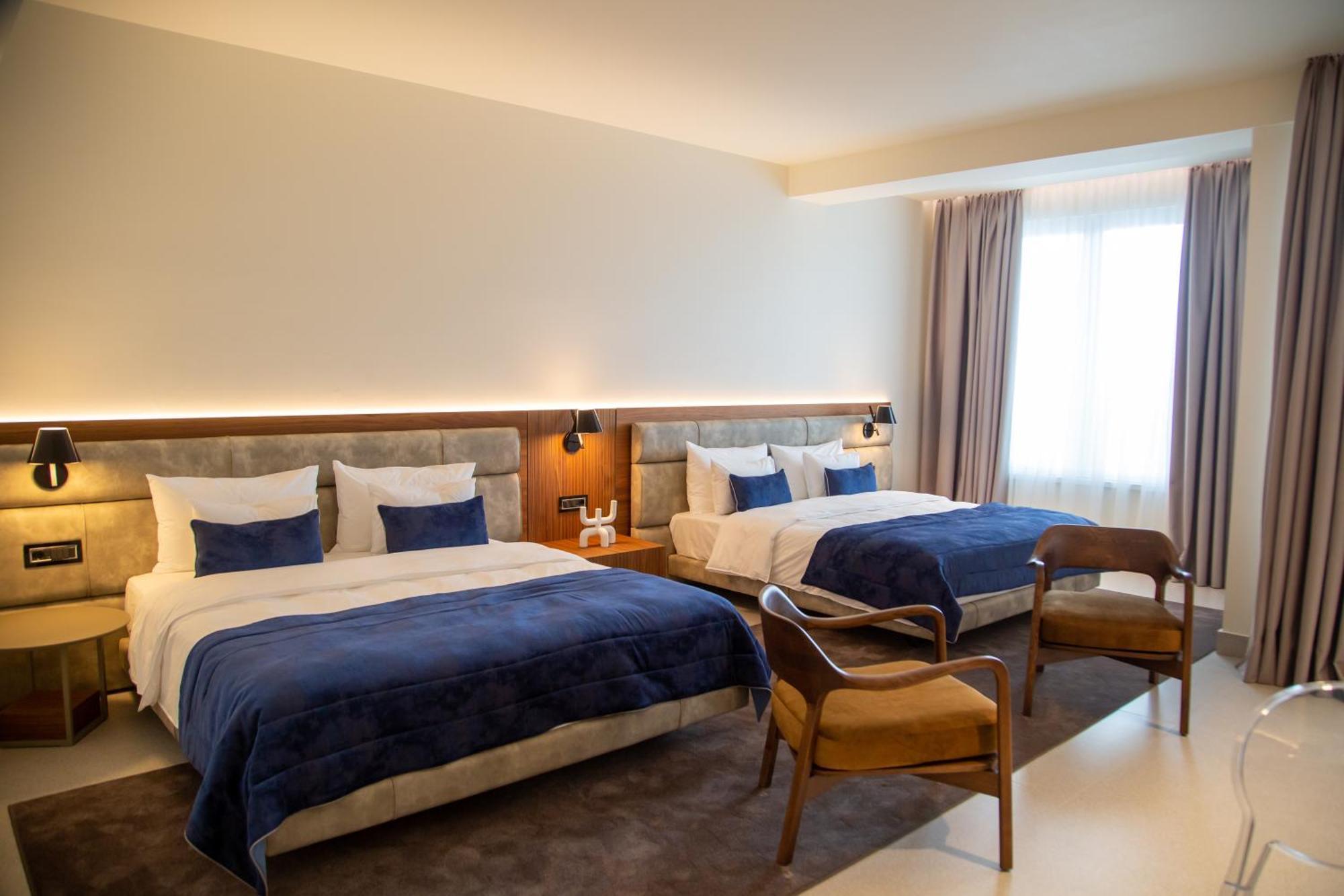 Abi'S Hotel & Spa Vlorë Екстериор снимка
