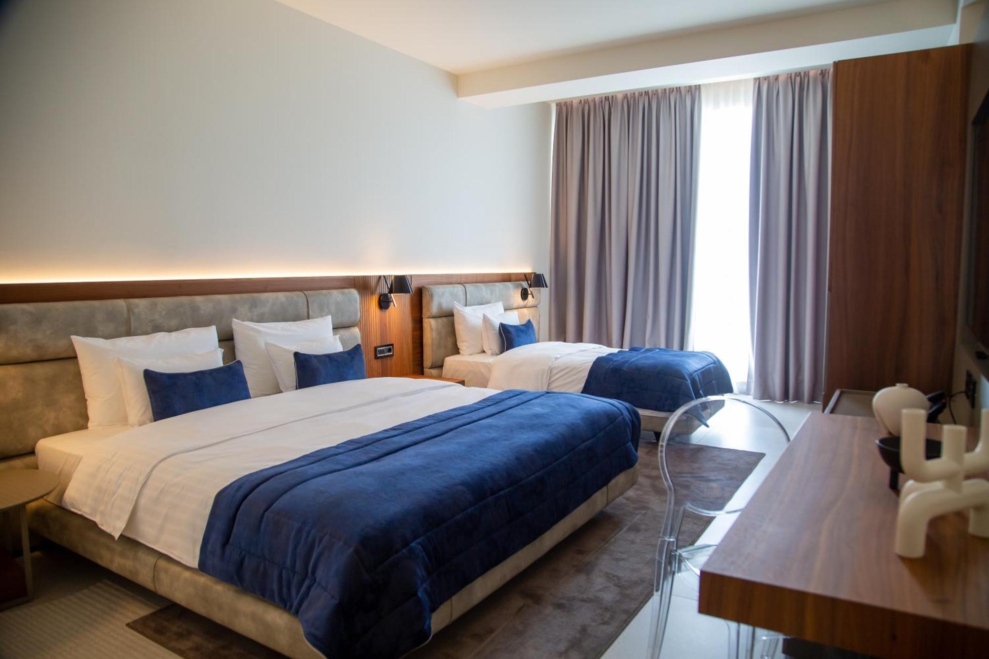 Abi'S Hotel & Spa Vlorë Екстериор снимка