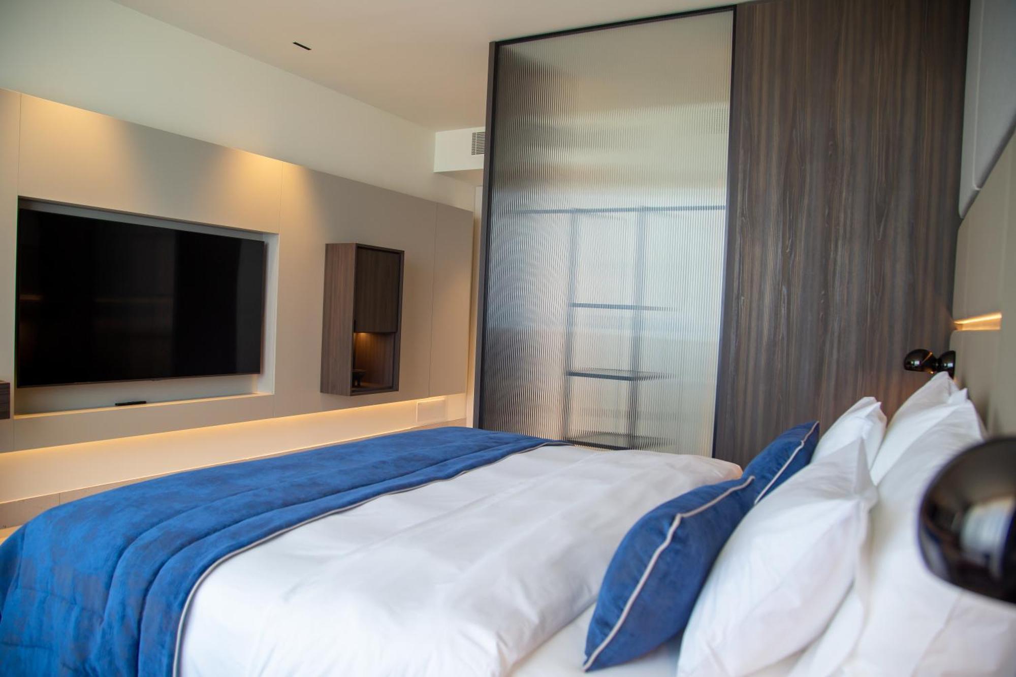 Abi'S Hotel & Spa Vlorë Екстериор снимка