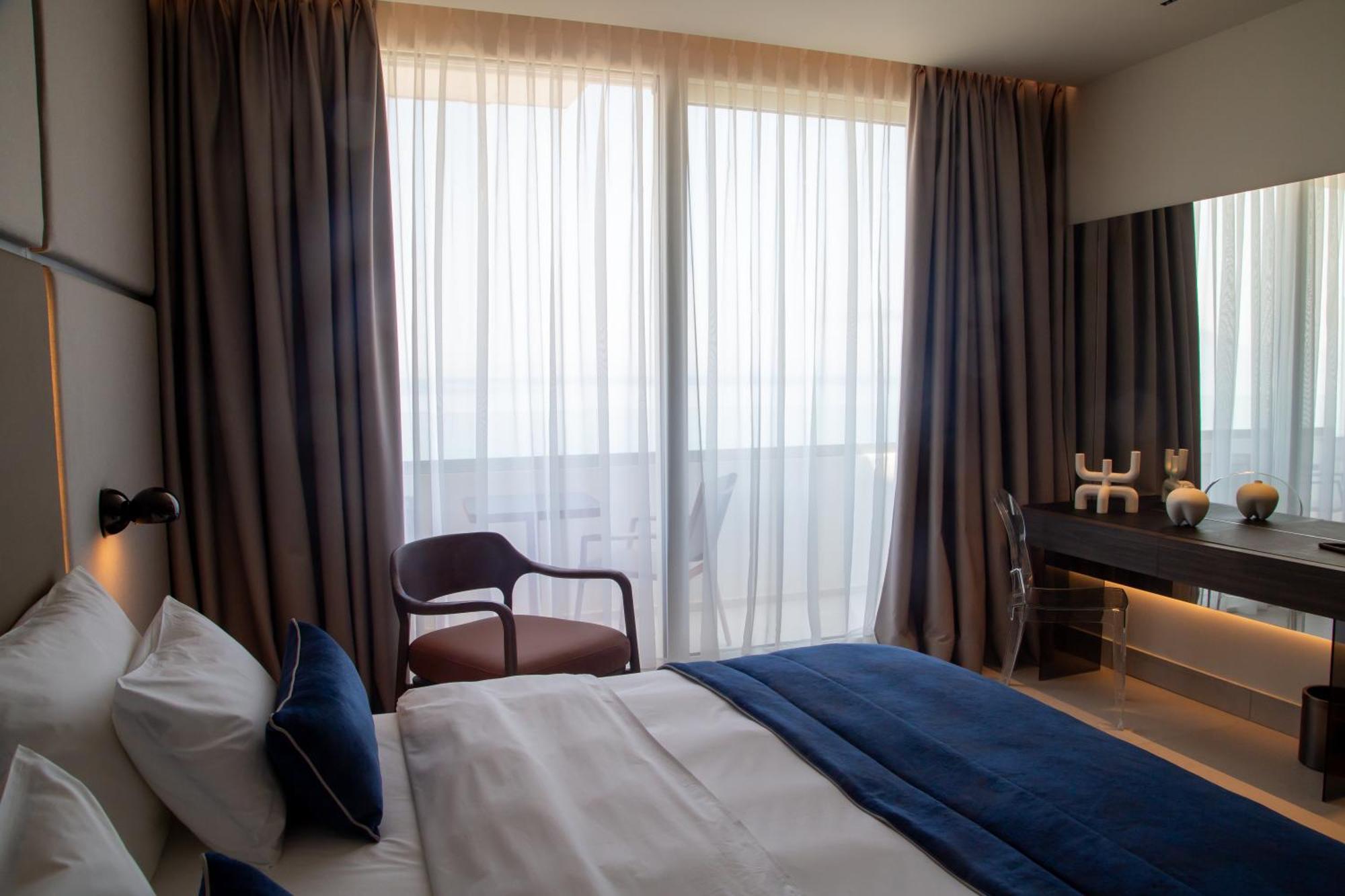 Abi'S Hotel & Spa Vlorë Екстериор снимка