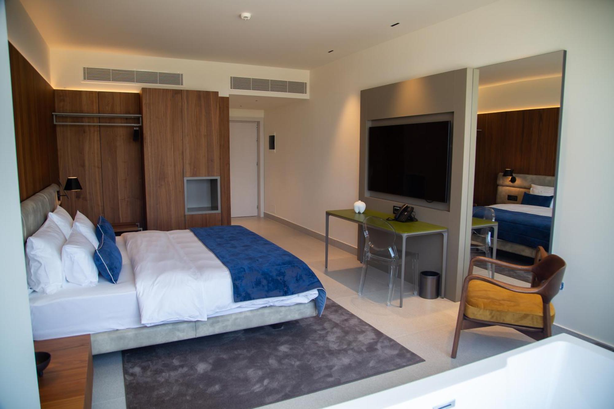 Abi'S Hotel & Spa Vlorë Екстериор снимка